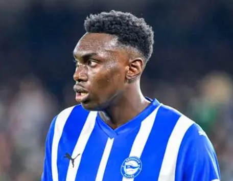 英超雙雄競(jìng)逐：阿格霍瓦轉(zhuǎn)會(huì)風(fēng)云起