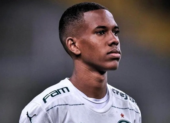 埃斯特旺與恩德里克：昔日隊友閃耀五大聯(lián)賽，今朝各展鋒芒