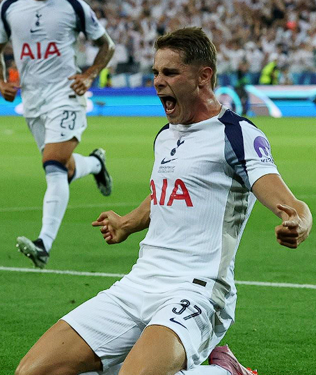 英超熱刺VS水晶宮：范德芬染紅，熱刺紅牌數(shù)居聯(lián)賽前列