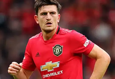 曼聯(lián)后防告急：傷病紅牌交織下的切爾西之戰(zhàn)困局